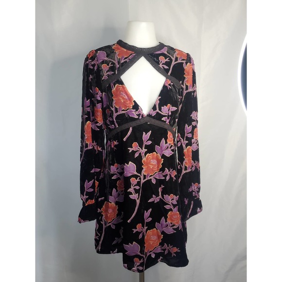 Forever 21 black/multicolor floral velour long sleeve mini dress sz Large - Picture 4 of 7